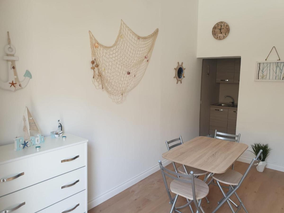 Casa Vacanze Sami Apartment Termoli Bagian luar foto